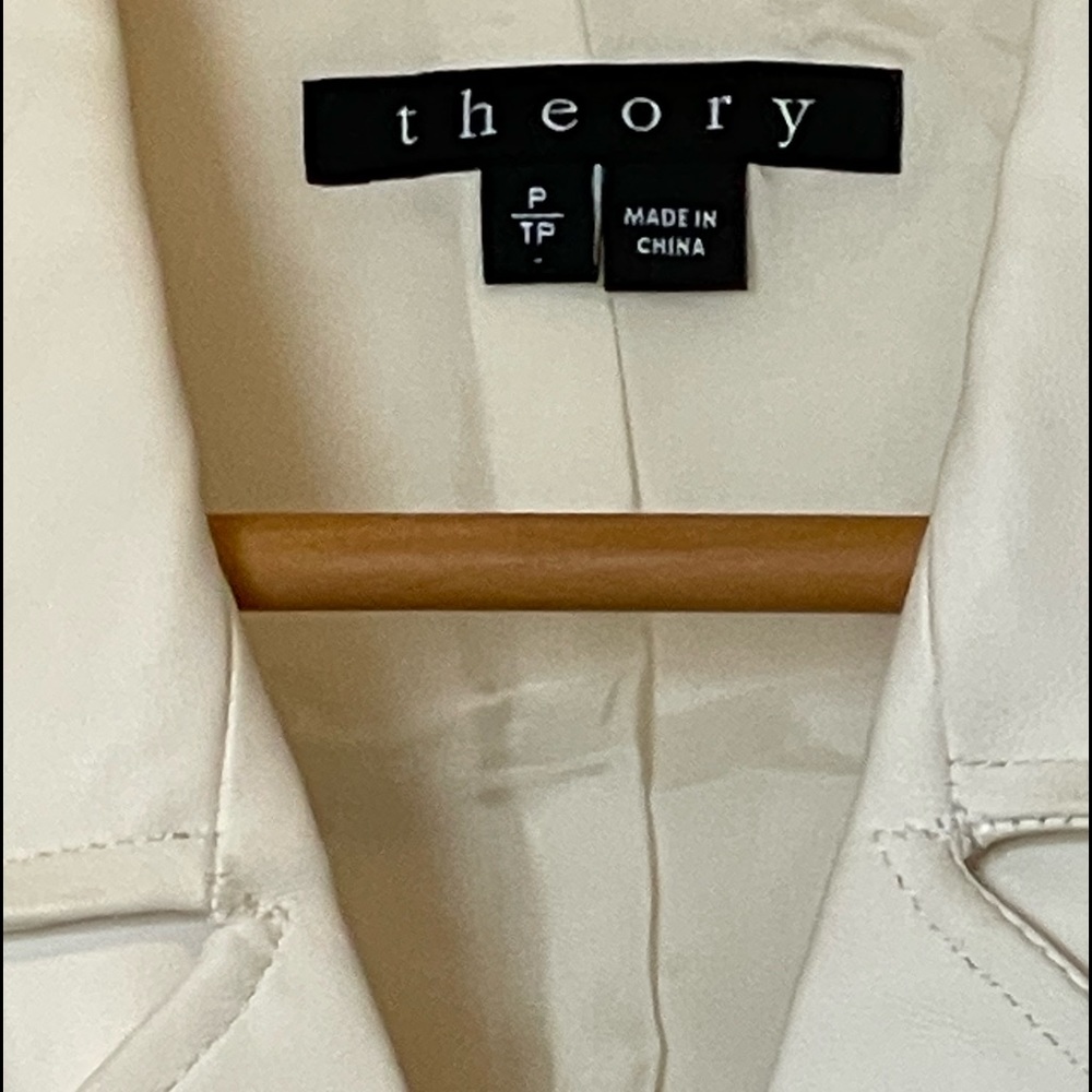 THEORY white moto 100% lambskin leather vest - Picture 5 of 6